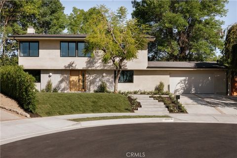 5557 Franrivers Avenue Woodland Hills CA 91367