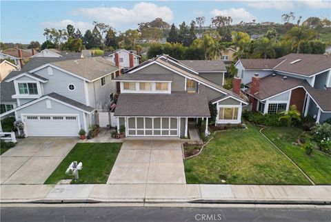Photo of 25592 Goldenspring Dr, Dana Point, CA 92629 (MLS # OC26029081)