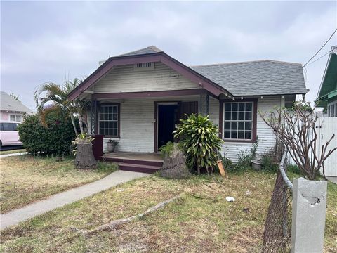 1903 E 59th Street Long Beach CA 90805