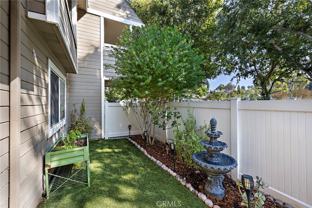 Laguna Village (LV) - Residential