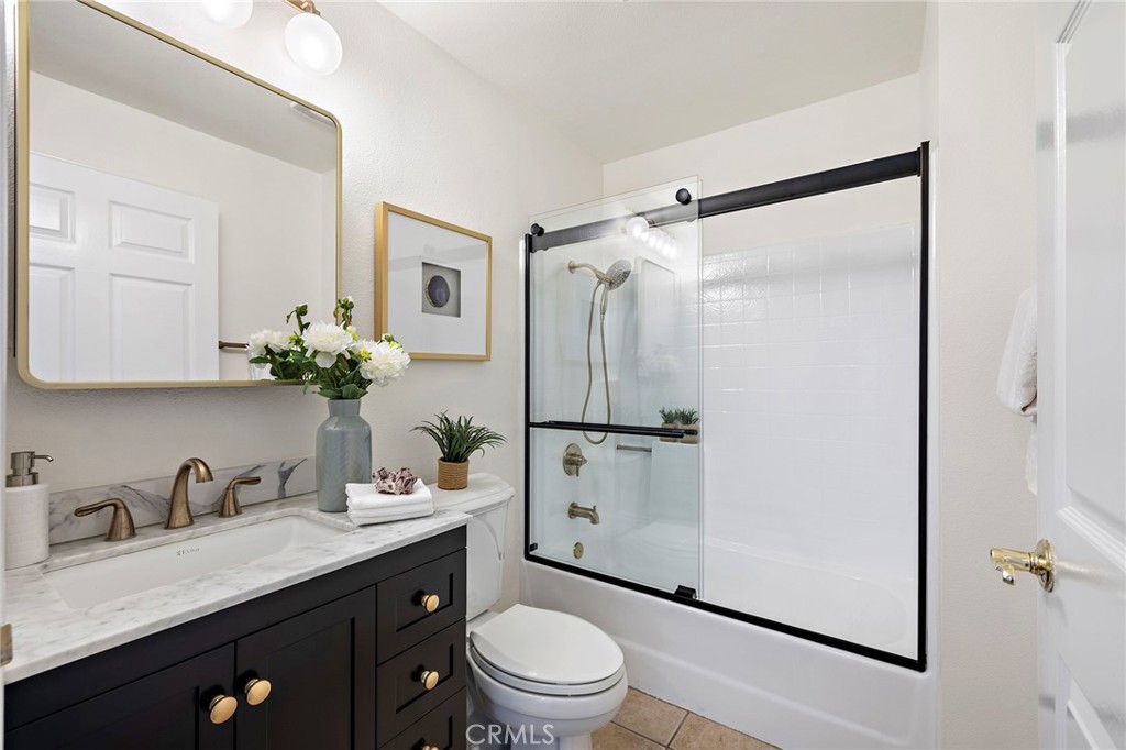 Laguna Village (LV) - Residential