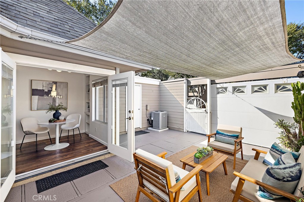 Laguna Village (LV) - Residential