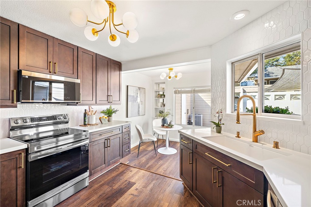 Laguna Village (LV) - Residential