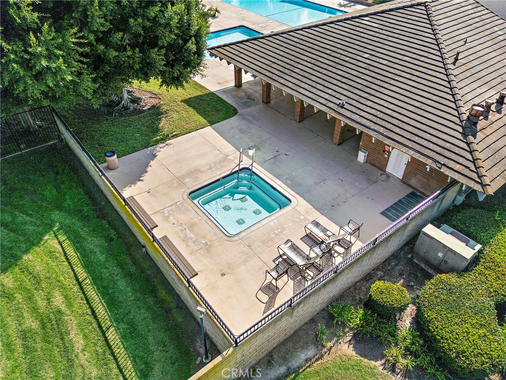 Laguna Village (LV) - Residential