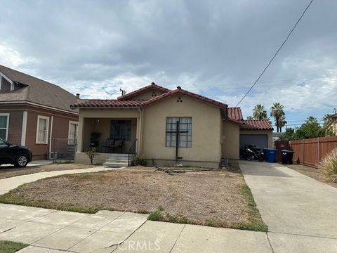 Photo of 1063 N Gordon St, Pomona, CA 91768 (MLS # CV25239090) Photo of 1063 N Gordon St, Pomona, CA 91768 (MLS # CV25239090)