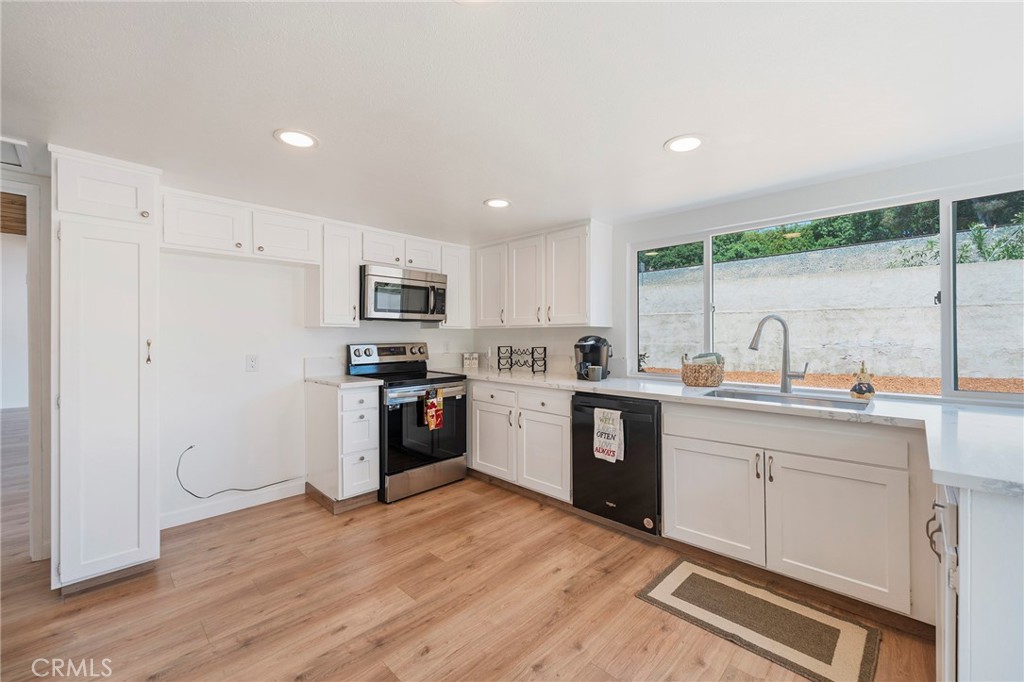24631 Overlake