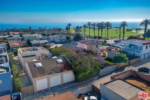 Photo of 726 W 37th Street, San Pedro, CA 90731 (MLS # 26673021)