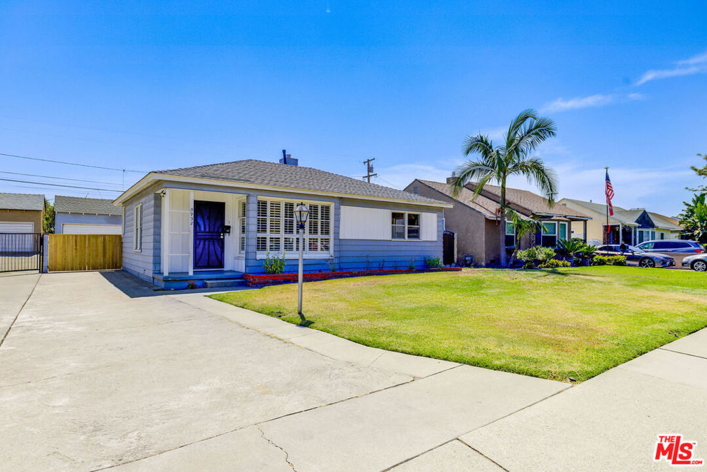5932 Bellflower Boulevard