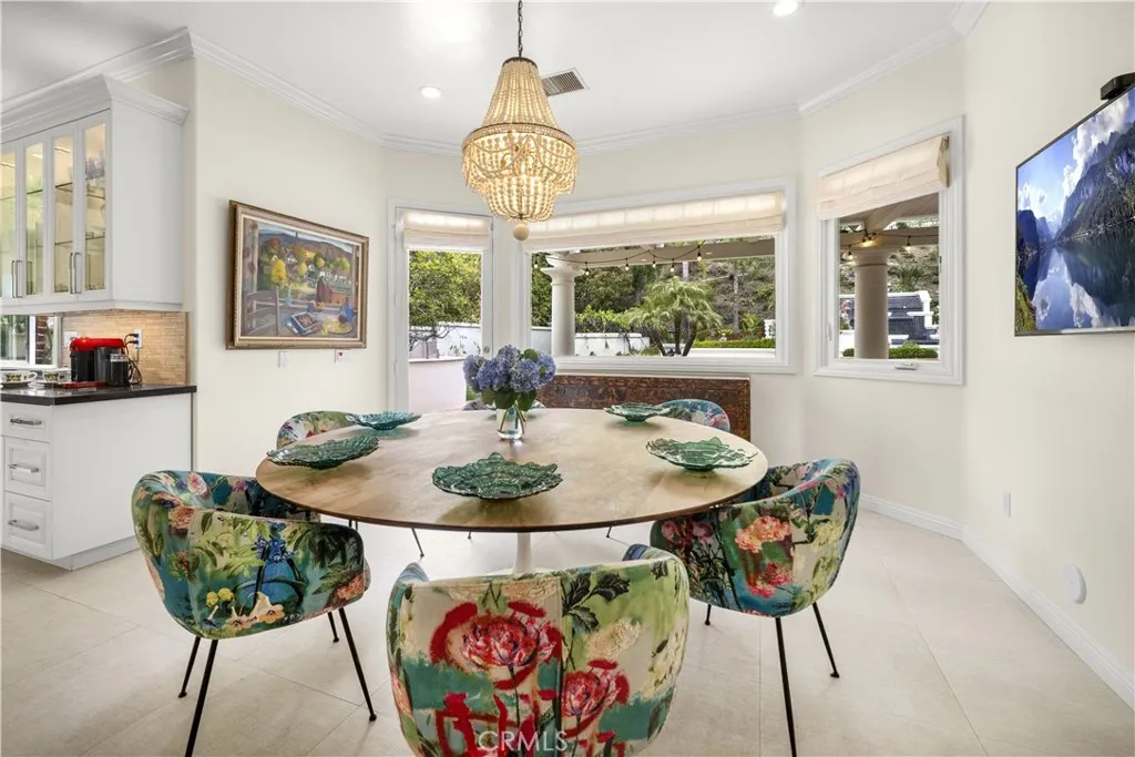 Calabasas, California 91302, United States, 6 Bedrooms Bedrooms, ,8 BathroomsBathrooms,Residential,Active,175551