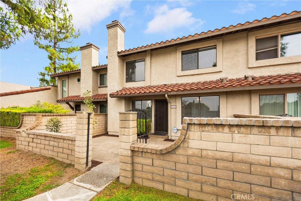 9757 La Monica Drive