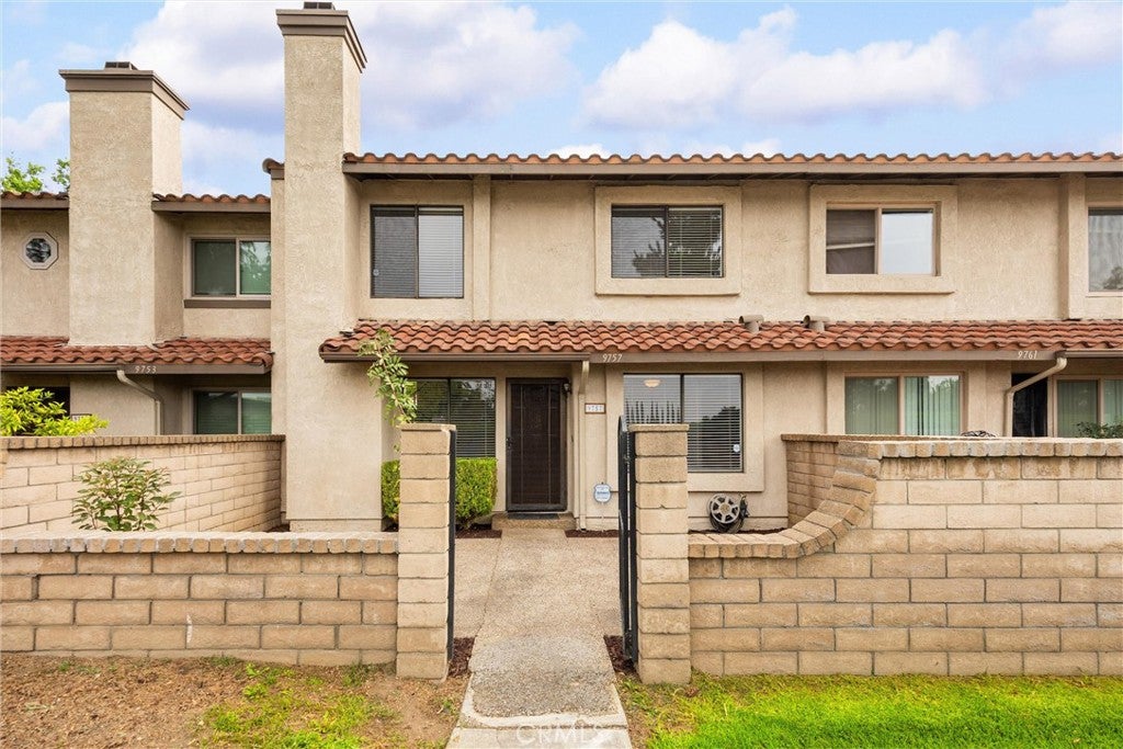 9757 La Monica Drive