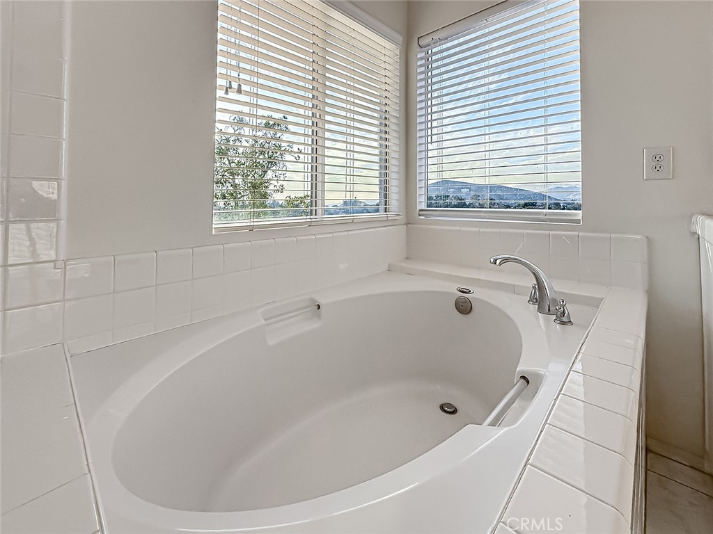 White Cloud (443) - Residential