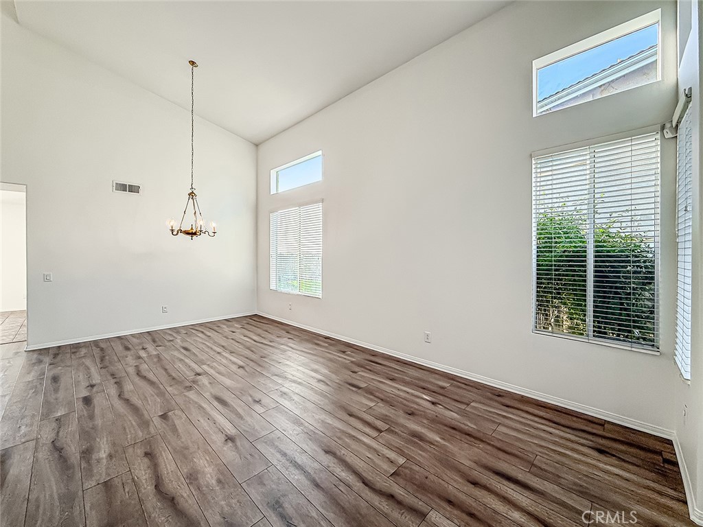 White Cloud (443) - Residential