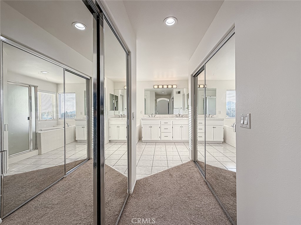 White Cloud (443) - Residential