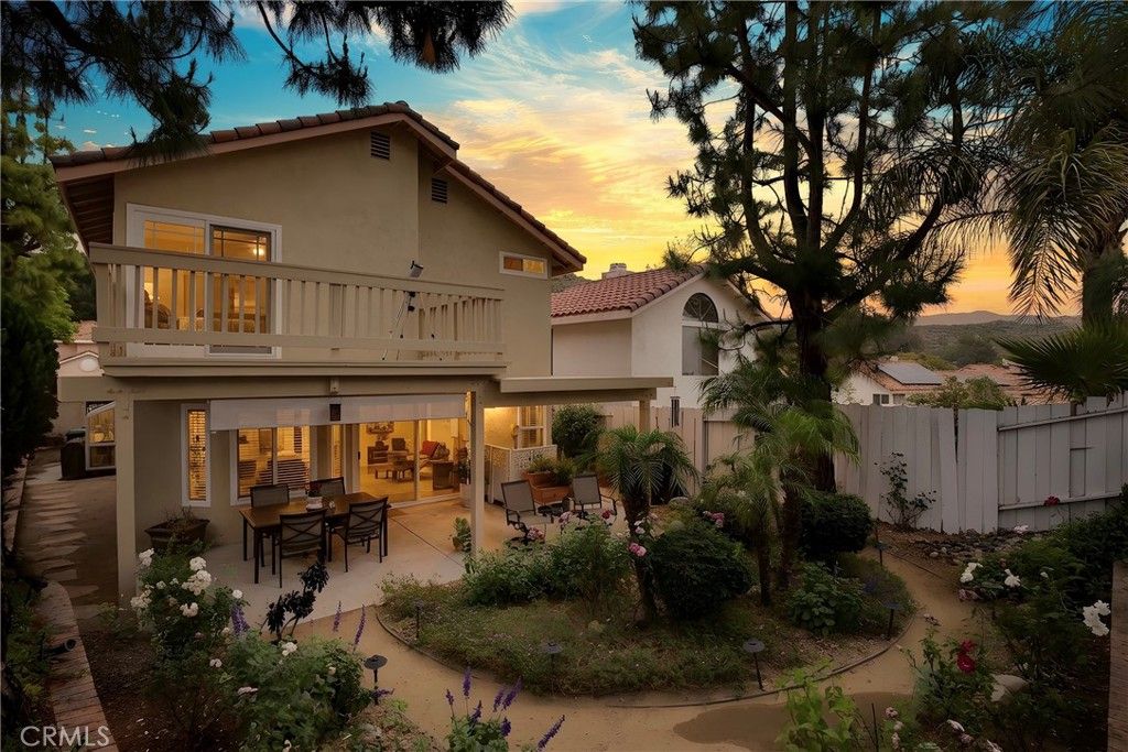 Photo of 29239 Marilyn Drive, Canyon Country, CA 91387 (MLS # SR26072654)