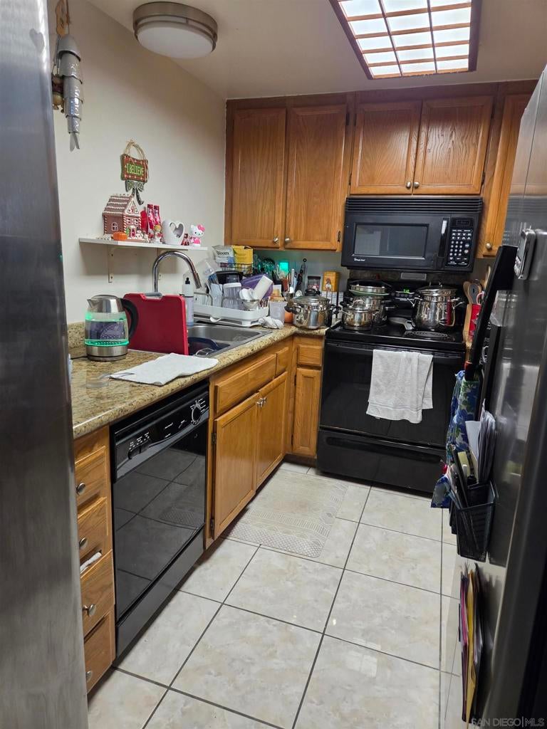 7025 Appian Dr. DR A, San Diego CA 92139