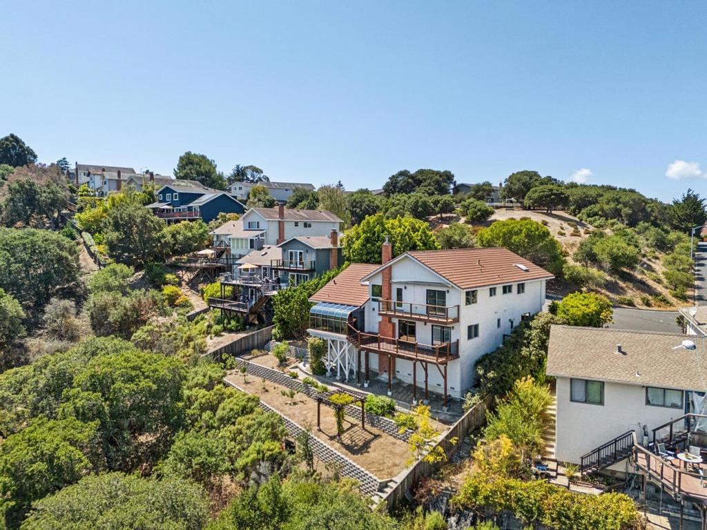 2728 Wakefield Drive