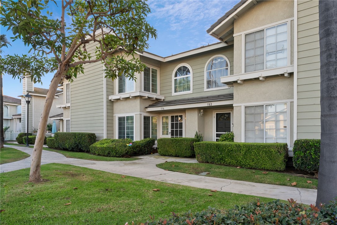 576 N Clemson Drive 114