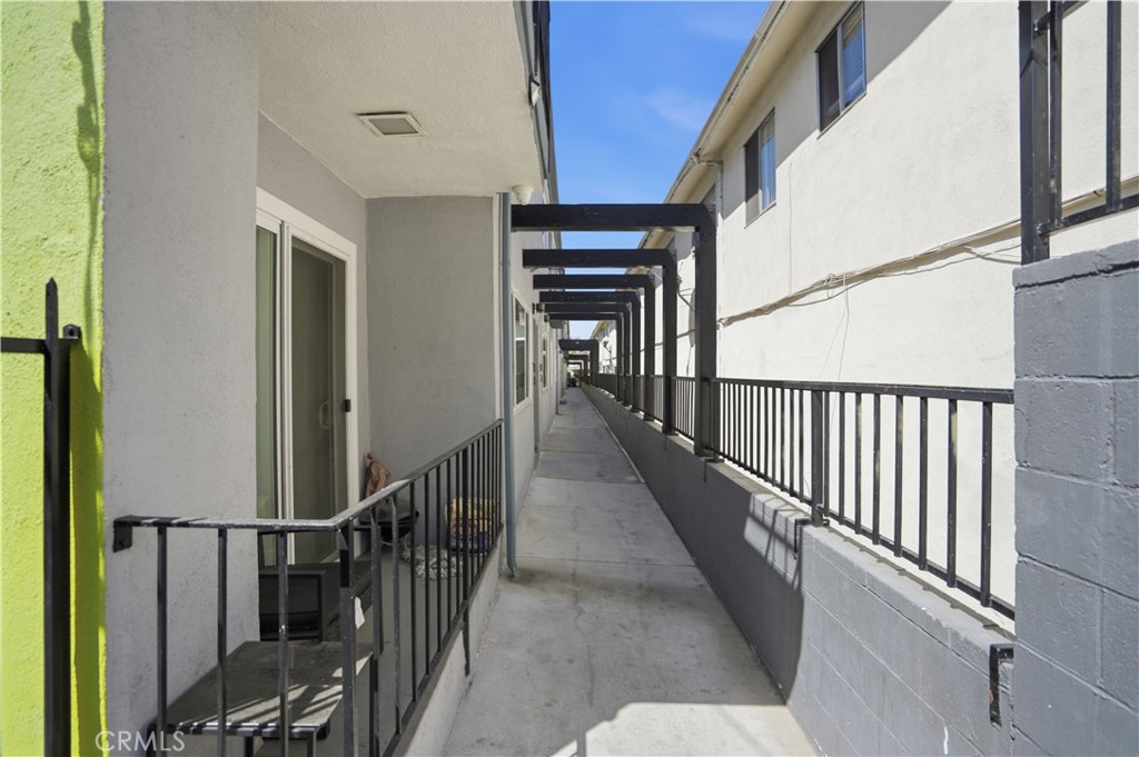 720 N Market