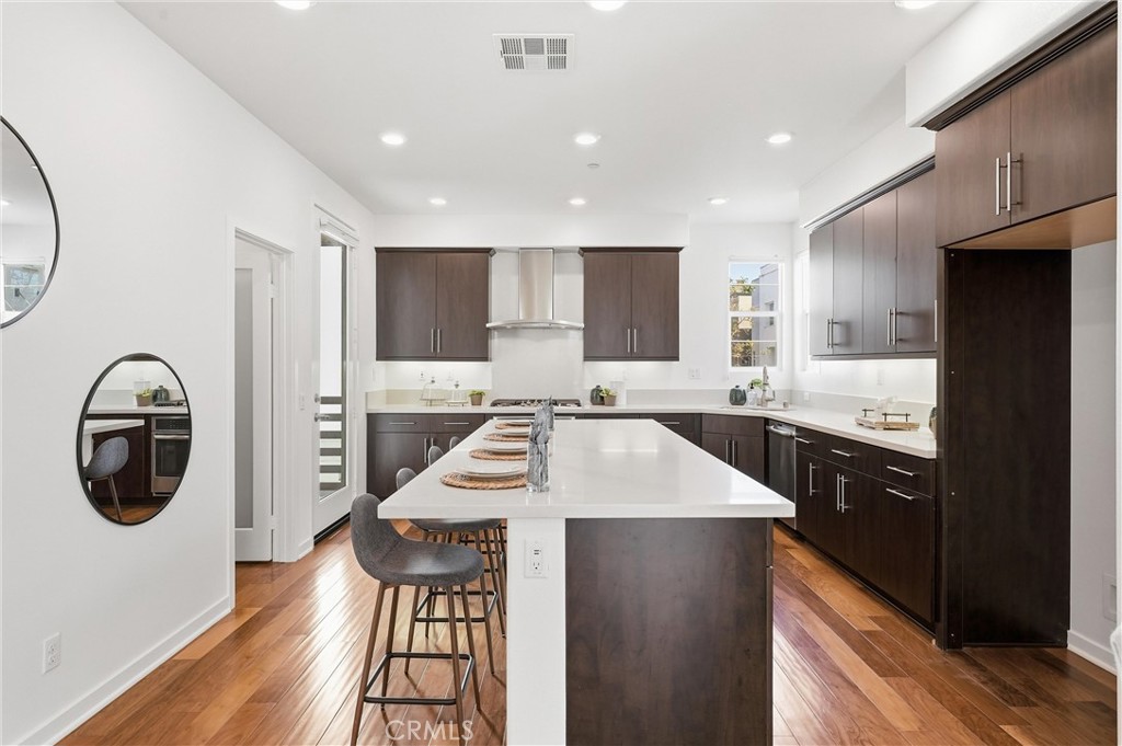 136 Acamar