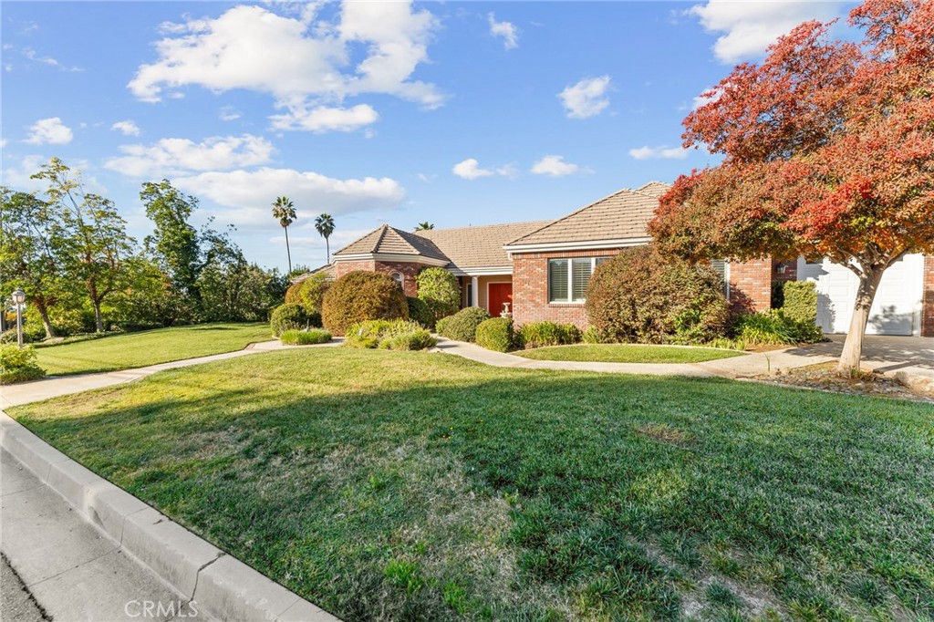 1911 Country Club Drive