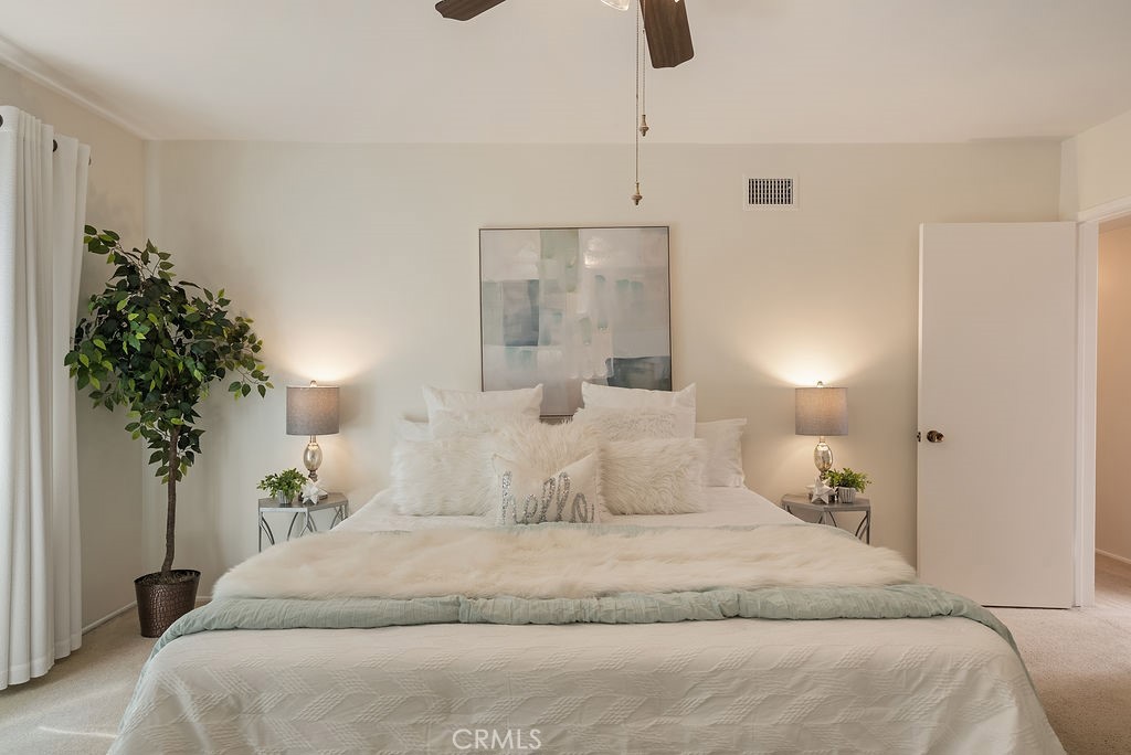 2029 East Casa Linda Drive