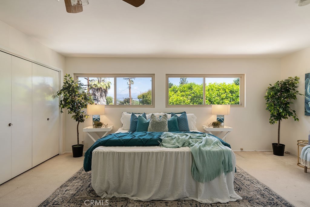 2029 East Casa Linda Drive