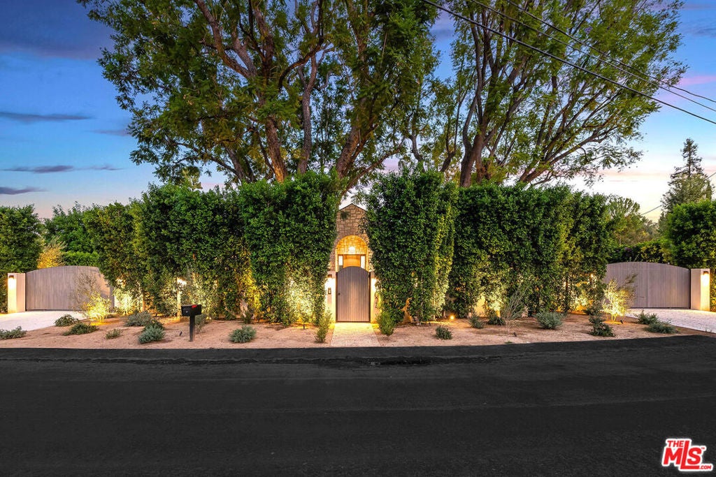 19024 Sprague Street
