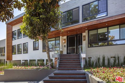 1267 N Laurel Avenue West Hollywood CA 90046