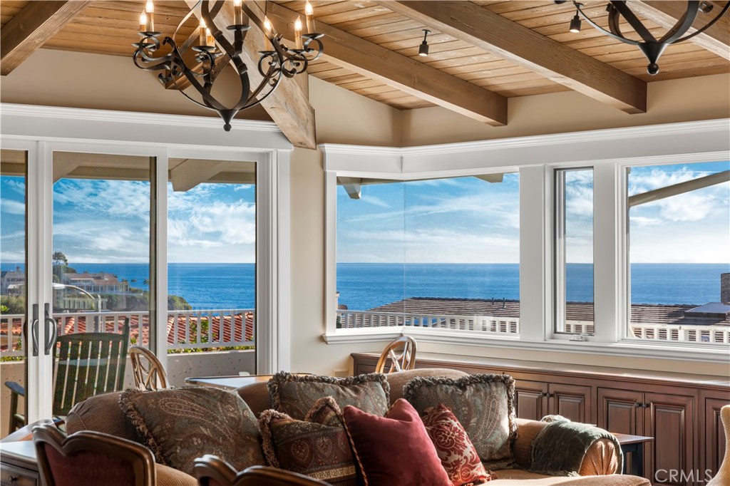 822 Emerald Bay