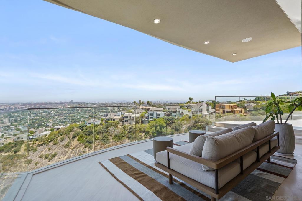 La Jolla - Residential Lease