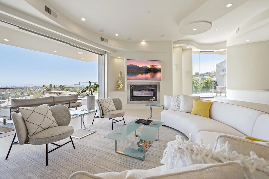 La Jolla - Residential Lease