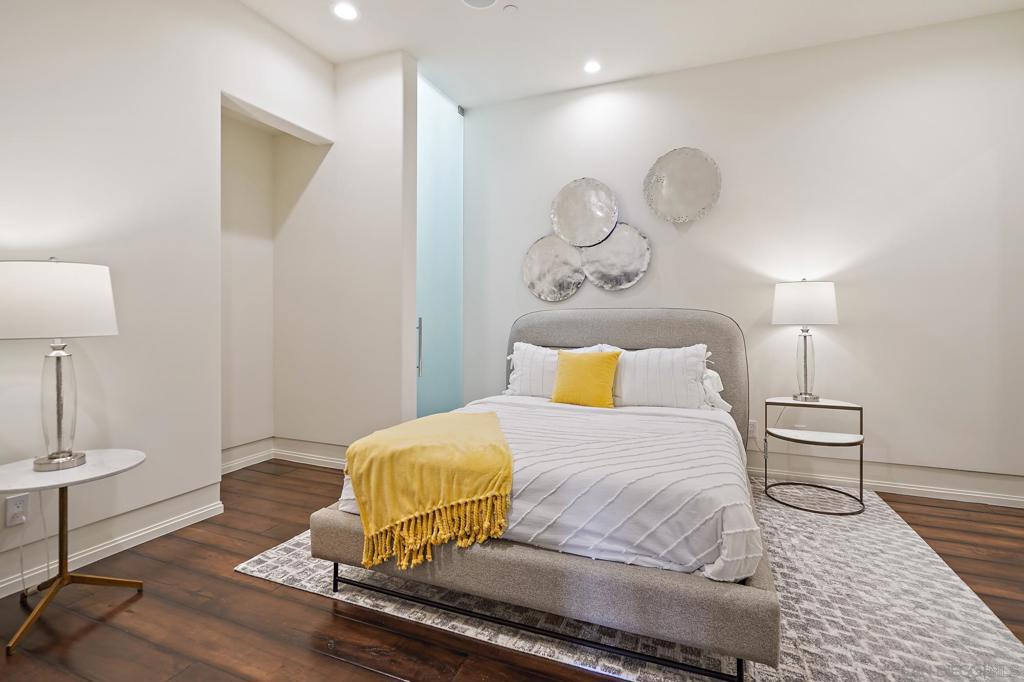 La Jolla - Residential Lease