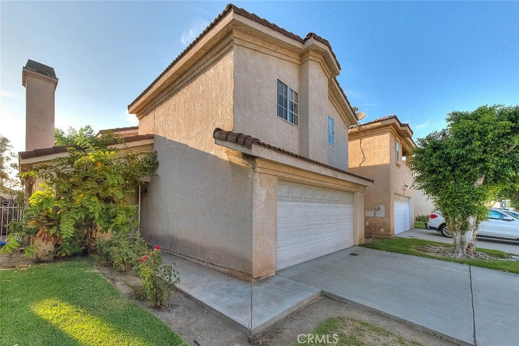 3701 Summer Lane