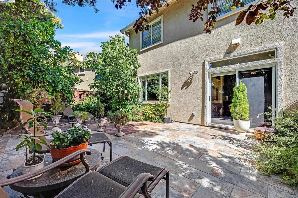 CANYON PARK - Residential