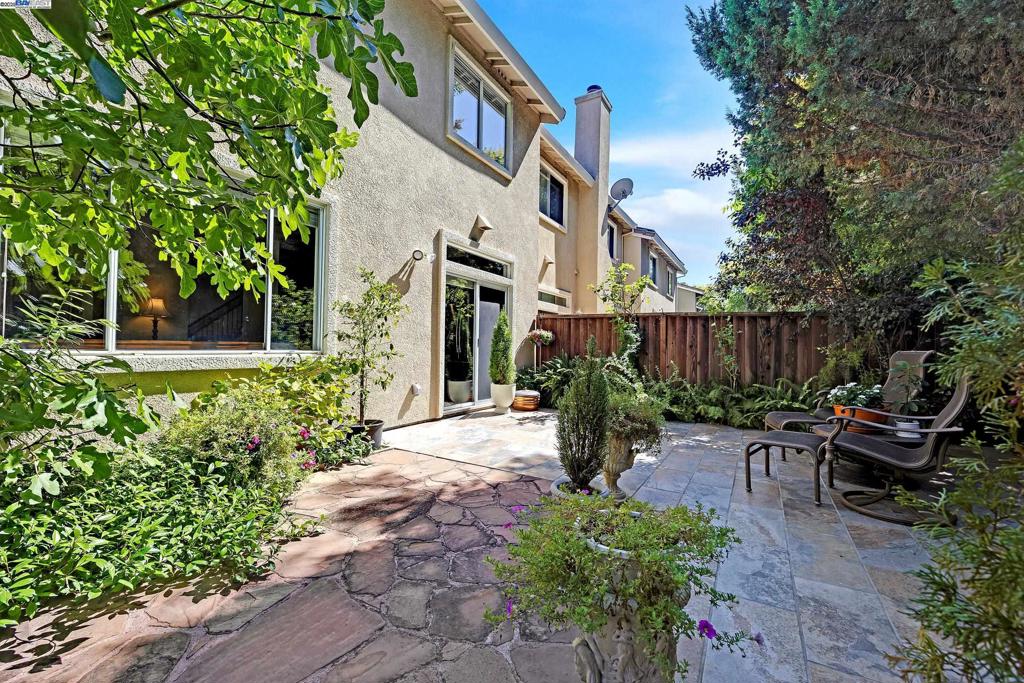 CANYON PARK - Residential