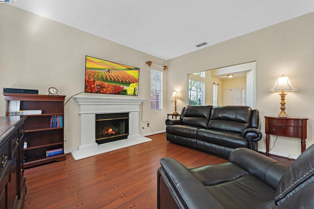 CANYON PARK - Residential