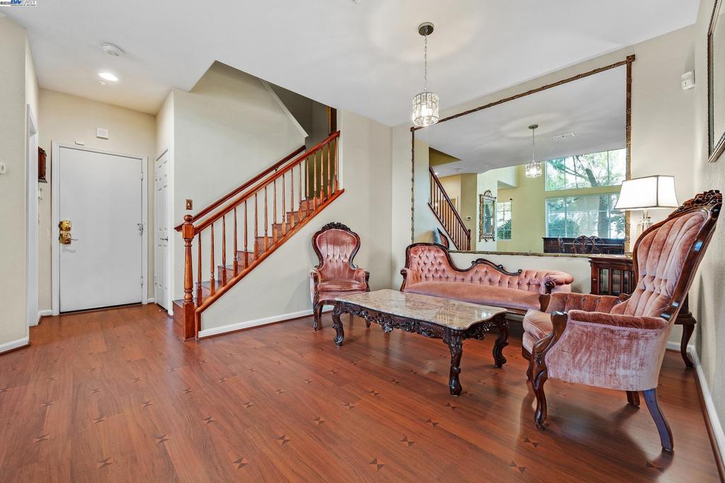 CANYON PARK - Residential