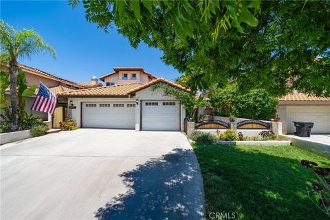 Photo of 2981 Pembroke Circle, Corona, CA 92879 (MLS # CV25125271)