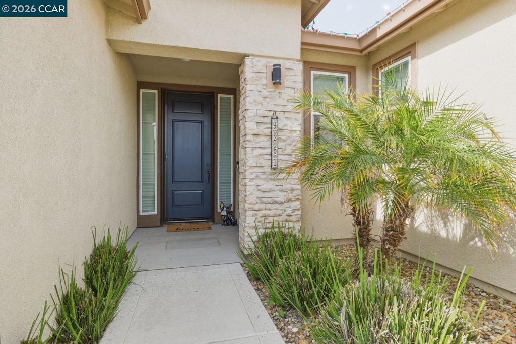 9261 Shearwater Cir