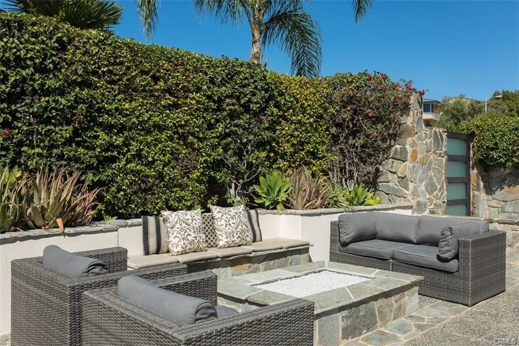 Photo of 1326 Skyline Drive, Laguna Beach, CA 92651 (MLS # LG26072630)