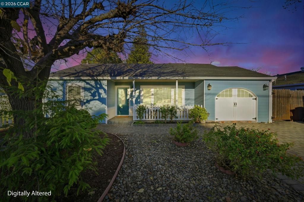 Photo of 1868 Granada Dr Dr, Concord, CA 94519 (MLS # 41121139)