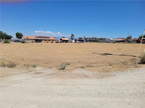 Photo of 0 Joshua Dell, Victorville, CA 91371 (MLS # HD26160106)