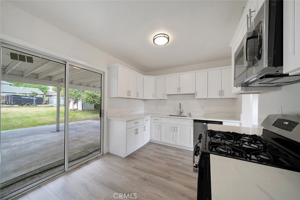 Photo of 559 G Street, Upland, CA 91786 (MLS # CV26055836)