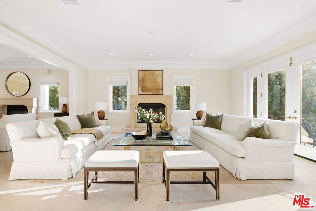 Photo of 1350 Benedict Canyon Drive, Beverly Hills, CA 90210 (MLS # 26836719)
