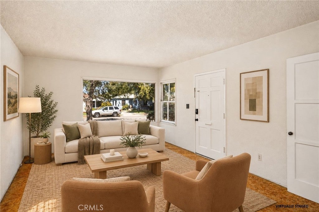 638 E 137th