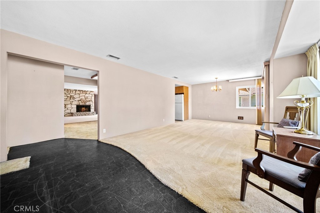 5602 Persimmon