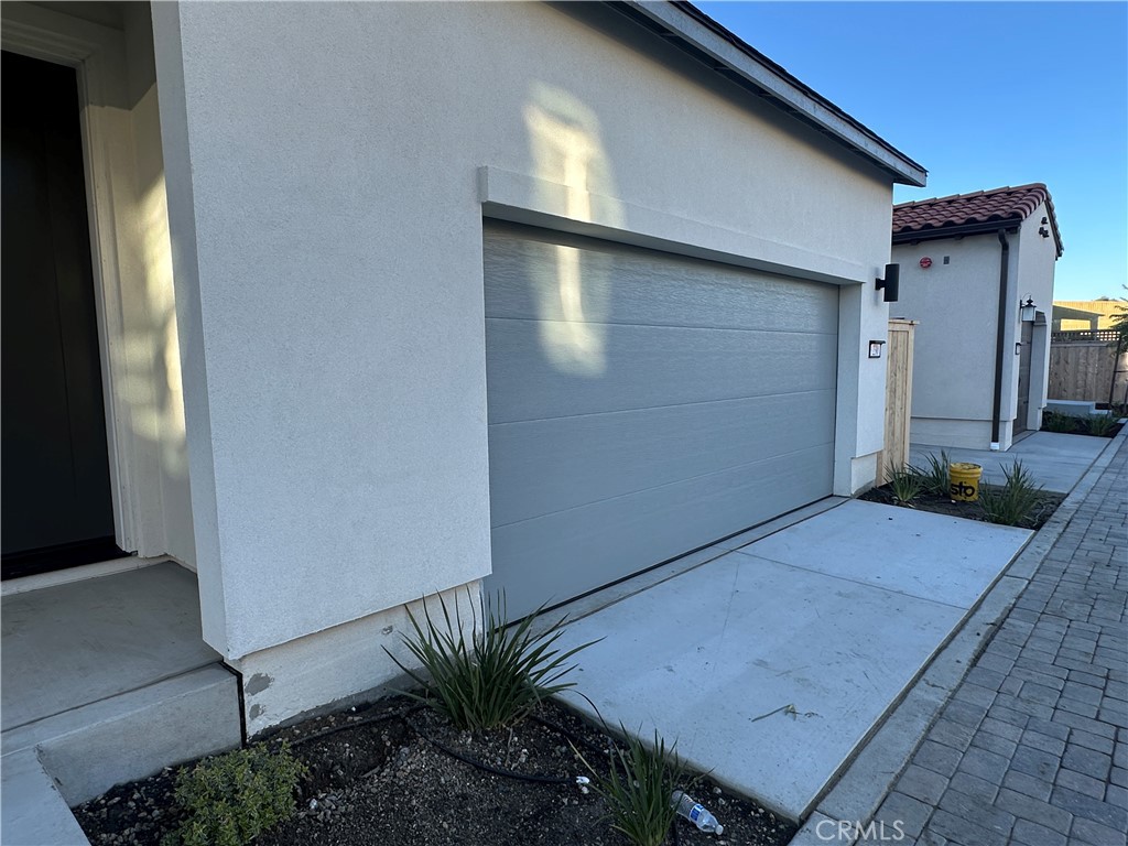 230 Memphis Belle Way