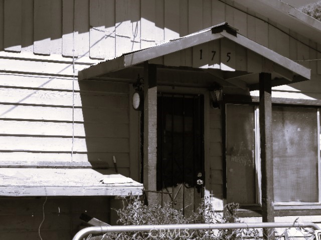 quaint 1960's home in the desirable berg of Clearlake Oaks, priced right won't last, in the process of being freshened up before showing can occur.