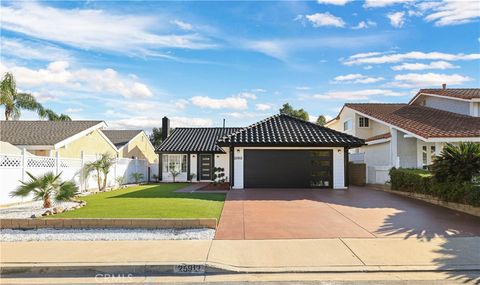 Photo of 25912 Spruce Lane, Laguna Hills, CA 92653 (MLS # OC26001440)